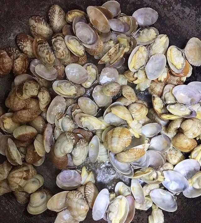 它是“天然补血菜”,补血最厉害,女人常吃气血足,小脸红扑扑