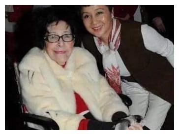 二房三房联手?陈婉珍将航空公司送何超琼,梁安琪拉拢何鸿燊姐姐
