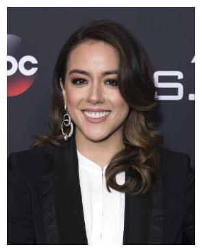 华裔漫威女神汪可盈感染新冠