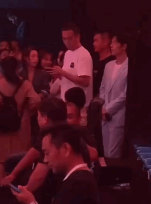 肖战“绯闻”金主王力威竟然是陈道明女婿，实力雄厚难怪肖战能火