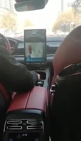 实拍体验：动态试驾比亚迪汉EV