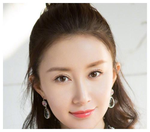 33岁舒畅否认隐婚生子身世凄凉比肩毛晓彤不敢恋爱喜欢置办