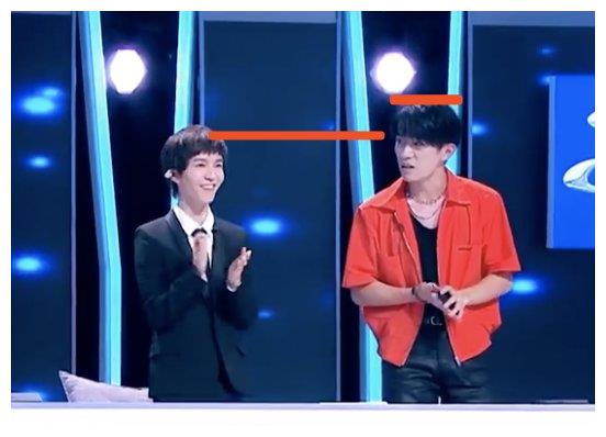 易烊千玺身高实际多少厘米 bb80-ivwfwmp9667418.jpg