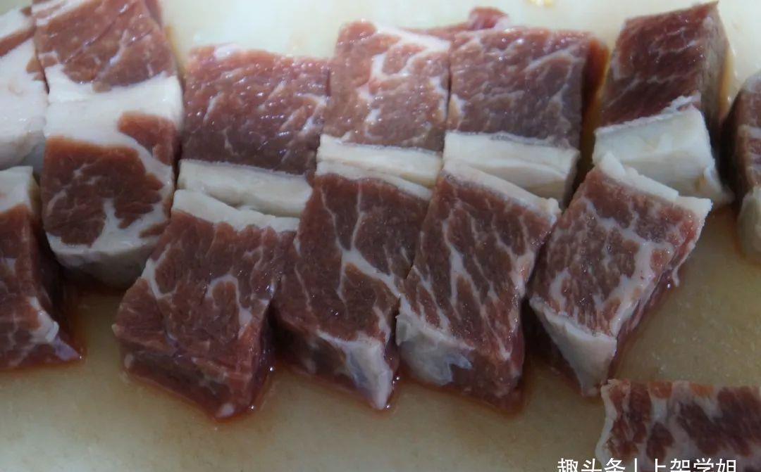 牛肉怎么腌制做牛排 c42f-kaaxtfm7038342.jpg