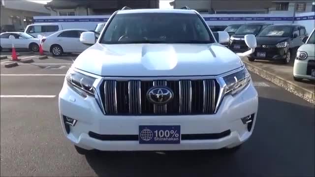 这才是丰田霸道该有样子，2021款丰田普拉多抢先实拍，颜值太高