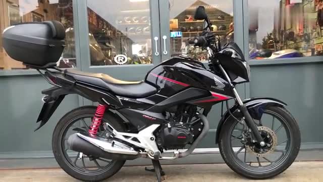 实拍本田锋云125，主打经济实用，感觉如何？