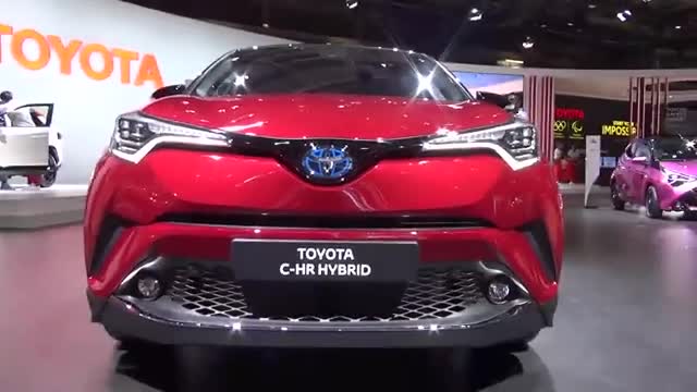车展实拍丰田C-HR混合动力汽车，这车样式小巧，你喜欢吗？