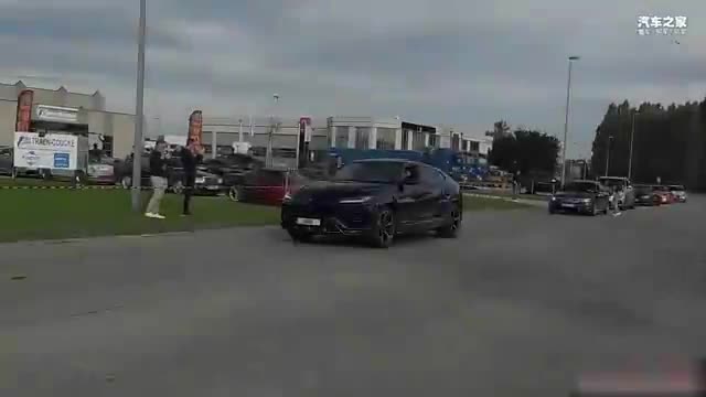 实拍兰博基尼Urus动态展示