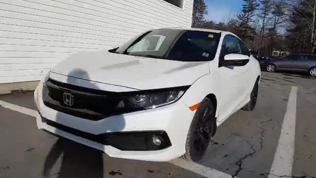 一看尾部的排气管，立刻就心动了！实拍2020款本田思域，感觉如何