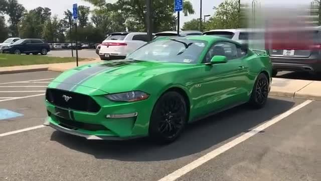 如此迷人的肌肉跑车，实拍福特野