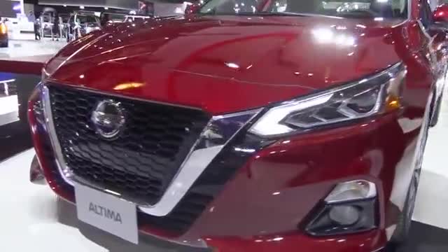 新款日产Nissan亮相海外车展，你觉得这台车内饰怎么样？