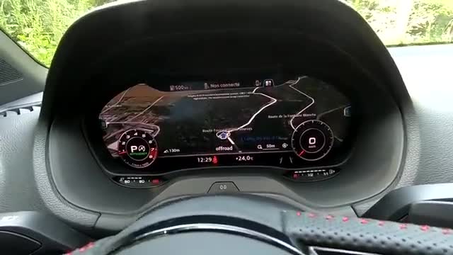 全新奥迪SQ2，中控屏幕功能展示