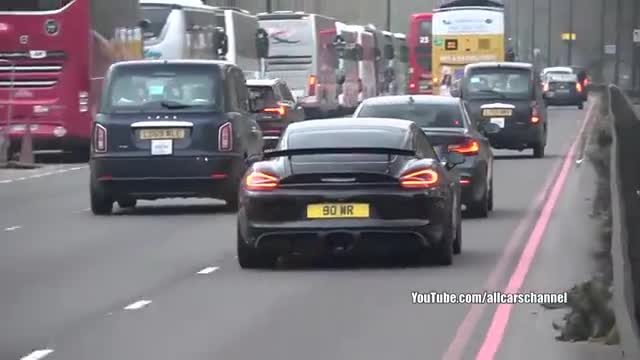 实拍运动感不错的跑车欣赏外观