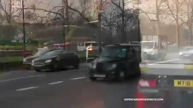 夜幕下的超跑实拍欣赏设计时尚