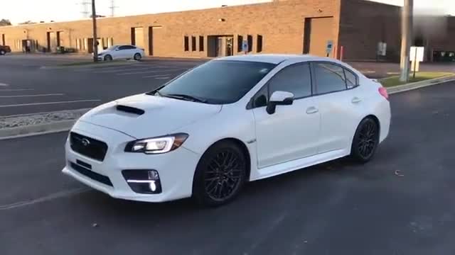实拍欣赏斯巴鲁WRXSTi