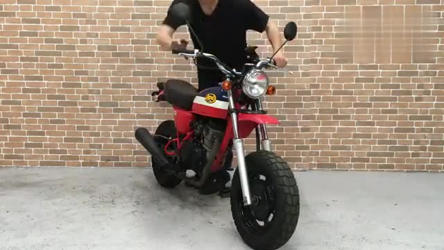 稀罕货，实拍本田50cc小街车，感觉怎