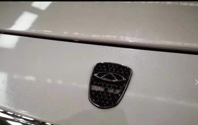 奇瑞又出神车,轴距超瑞虎8!全铝车身+战斗机档杆,这车要火