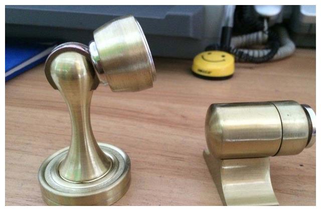 门吸安装位置不正确起不到固定作用还可能存在安全隐患