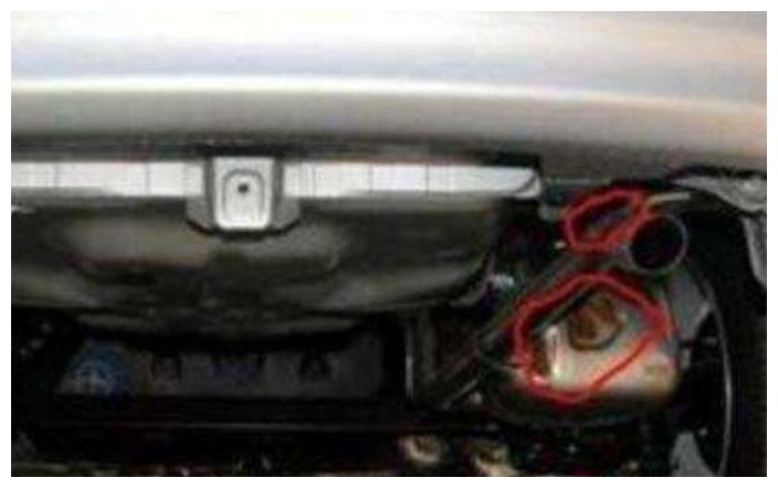 在油箱底部放磁铁有啥用？修车工看了想发笑，也就新手司机会相信