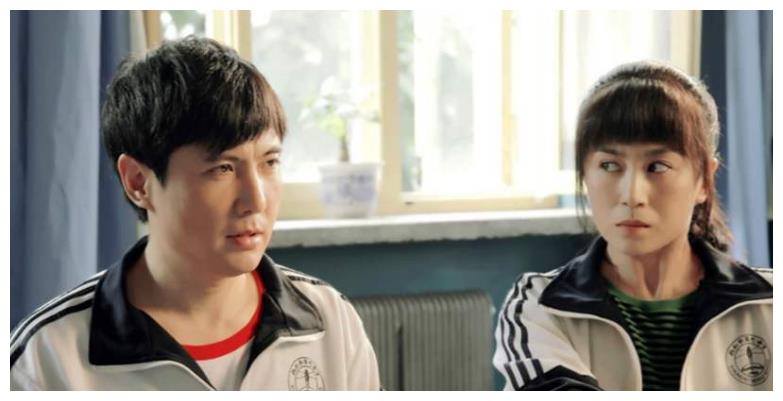 沈腾三亚“奢侈”游,海景房不算啥,私人游艇挑最贵的,有钱真好