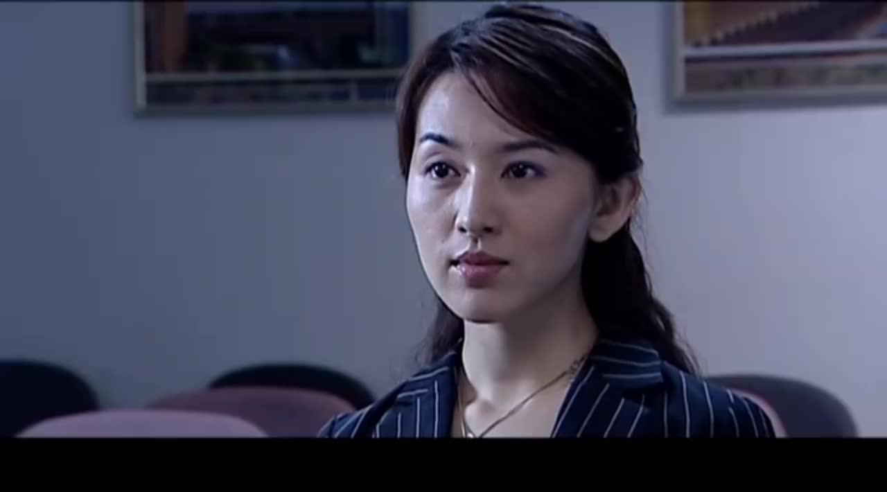 罪域旭梦晨到彩虹集团满意得到彩虹集团总裁的赏识