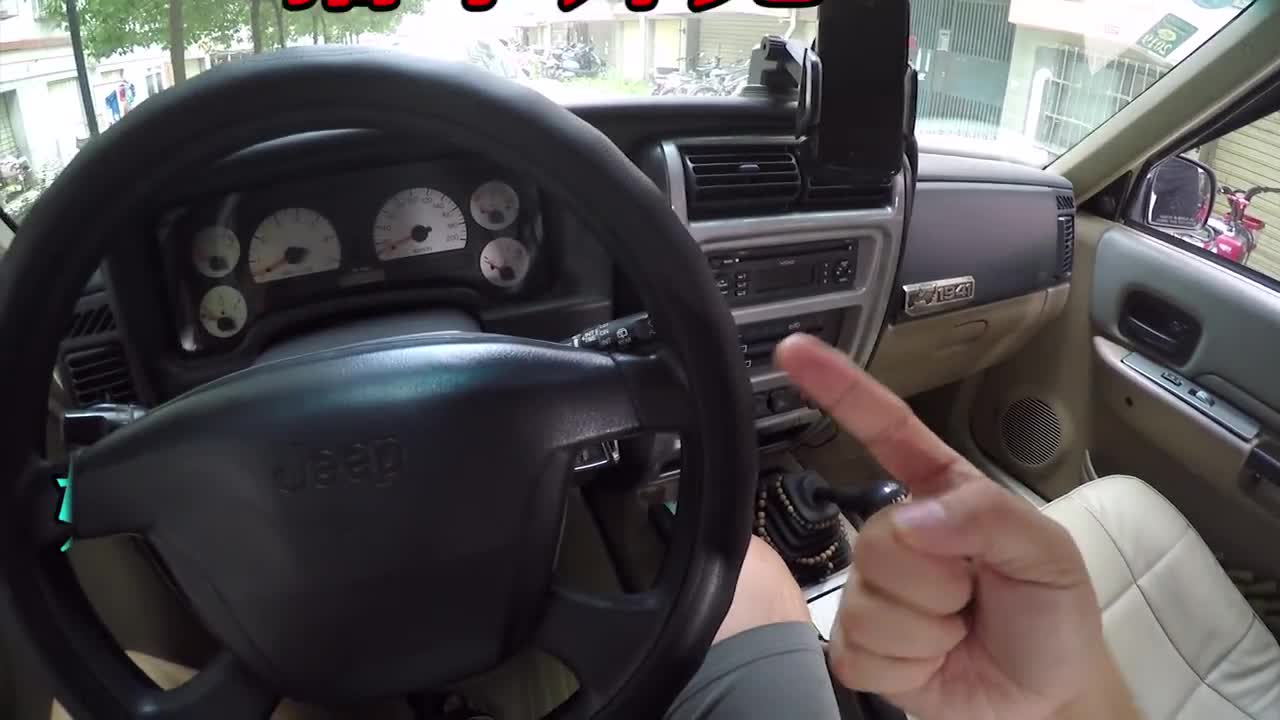 原地热车其实更伤车？这样起步才不伤发动机，车主学会省下保养费