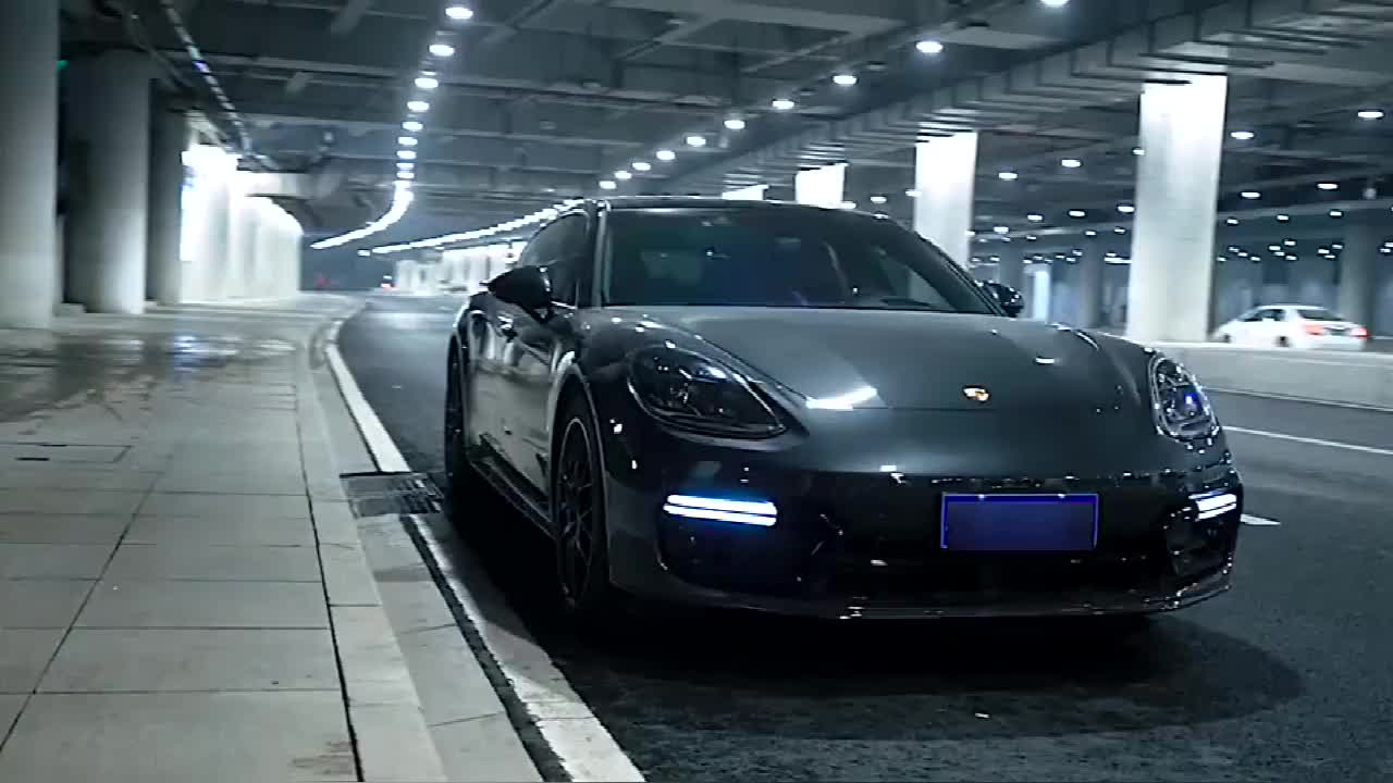 新款保时捷帕拉梅拉的线条真是好看！