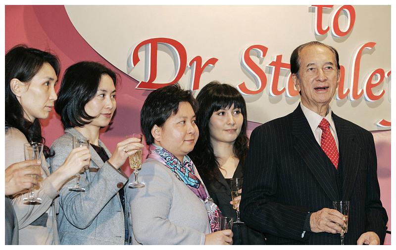 蓝琼缨不仅心机重能忍耐,对自己更狠!难怪二房地位如此稳固