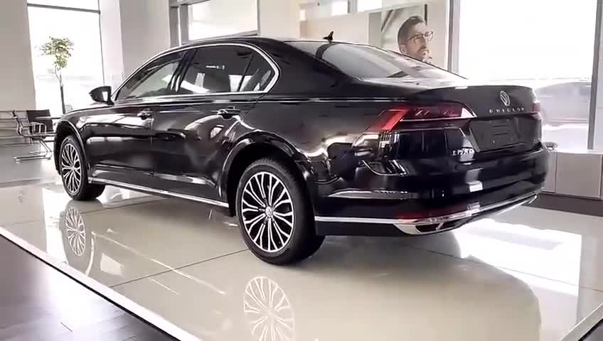 每次来保养车，都要看看辉昂