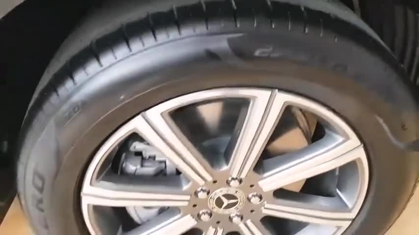 2020款高配六座版奔驰GLS450实拍，有这霸气颜值还要啥宝马X7