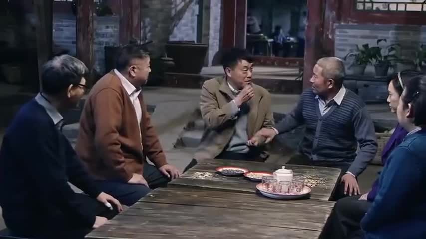 情满四合院傻柱有了儿子后开心的不得了怎料京茹笑什么笑啊