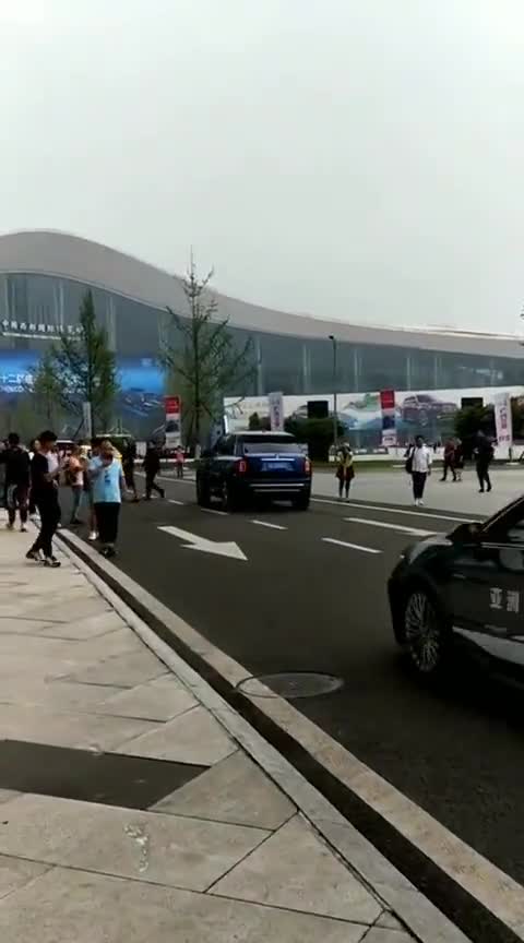 听说这是库里南专属配音！兰博Uru