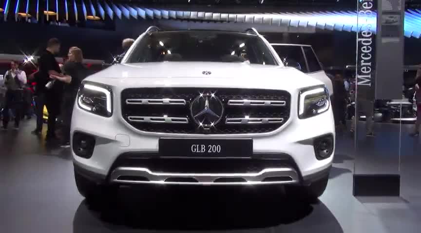 2020款奔驰GLB200，外观和内饰详细实拍