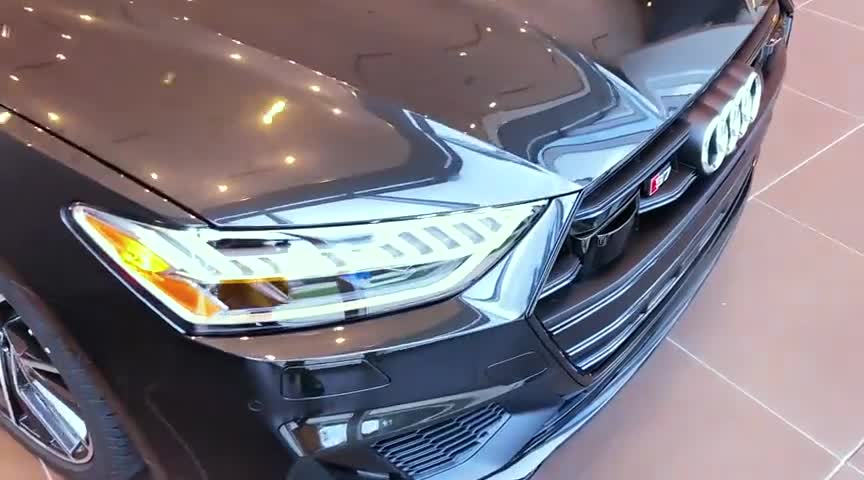 2020款奥迪RS7到店实拍，质感爆棚，空间大，简直不要太喜欢！