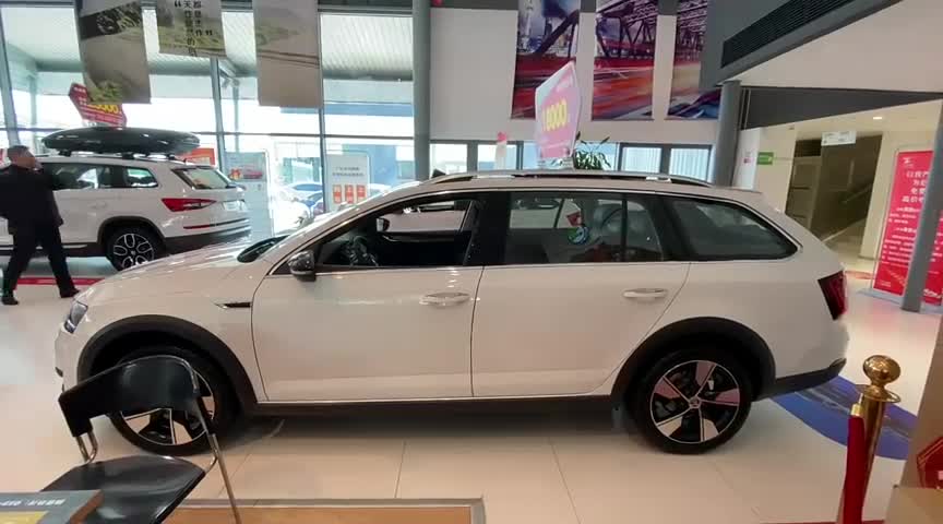 一辆旅行车的空间优势究竟在哪里？来看看斯柯达明锐旅行版