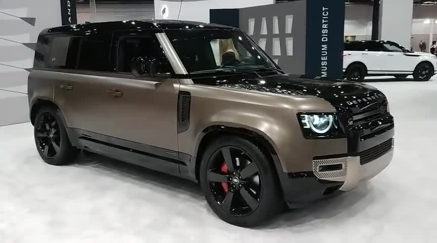 新车展示，2020款路虎卫士110