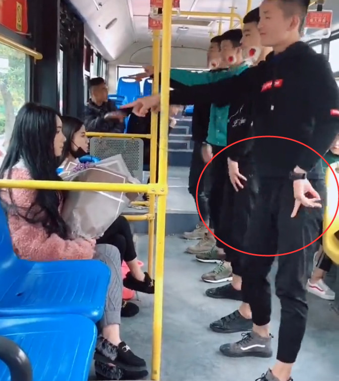 社会摇排行_“社会摇一哥”上位史,土俗文化离经叛道,太过高调终于永久封号