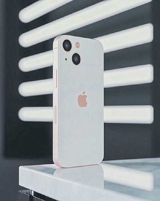 iphone14再次被确认:挖孔 摄像头不凸起,并有2tb加持