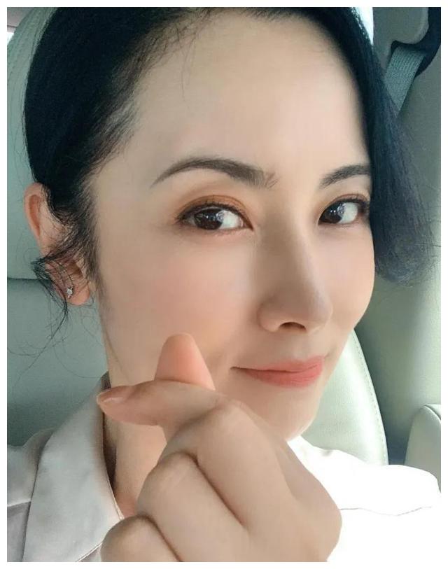 杨明娜高清壁纸图片