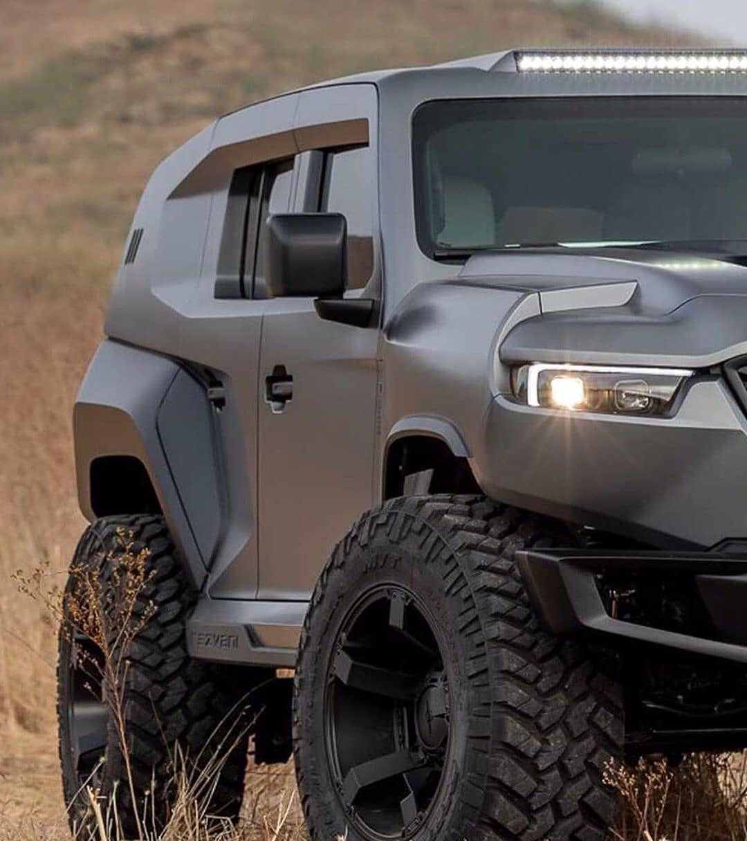 RezvaniSUV  ,人送外号“超级坦克”！