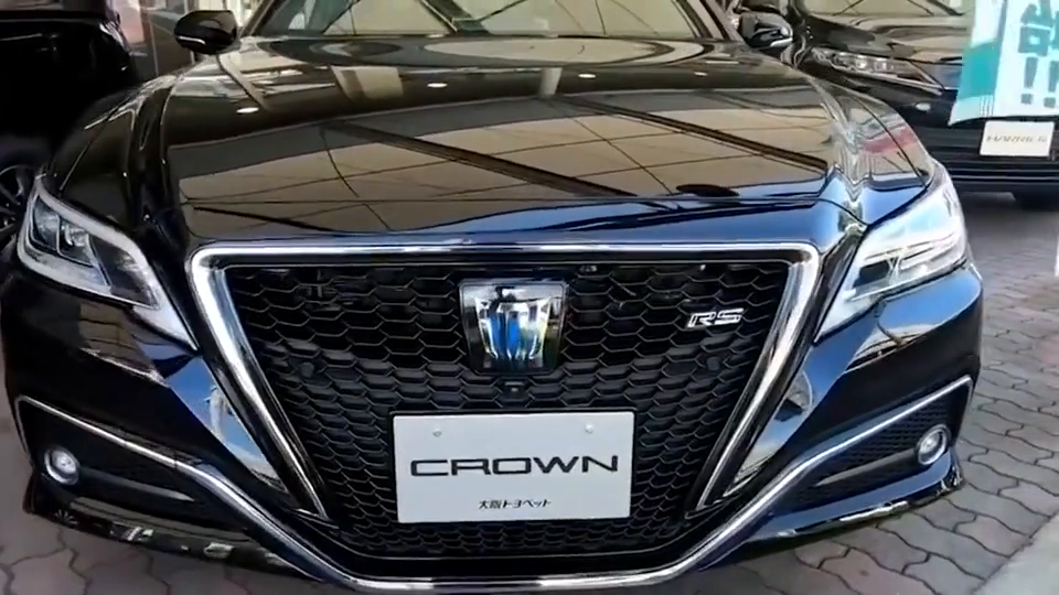 新皇冠2021款suv,新皇冠2021款suv陆放 国内已没有2021款丰田皇冠rs混动版坐进驾驶座才是惊艳