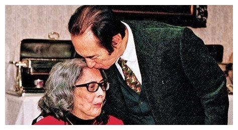 蓝琼缨不仅心机重能忍耐,对自己更狠!难怪二房地位如此稳固