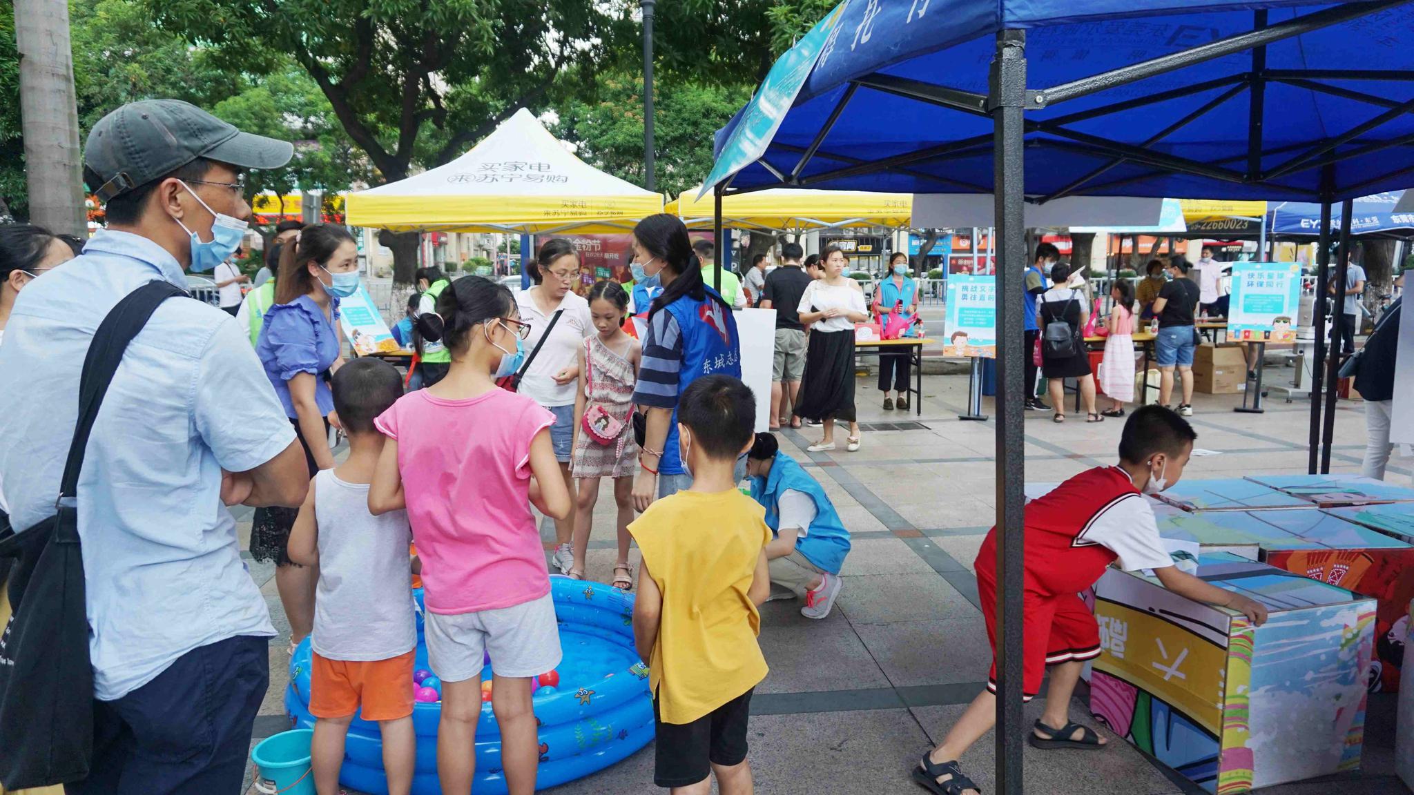 东城岗贝举行社区暑期成果展，寓教于乐让学习变得更有趣