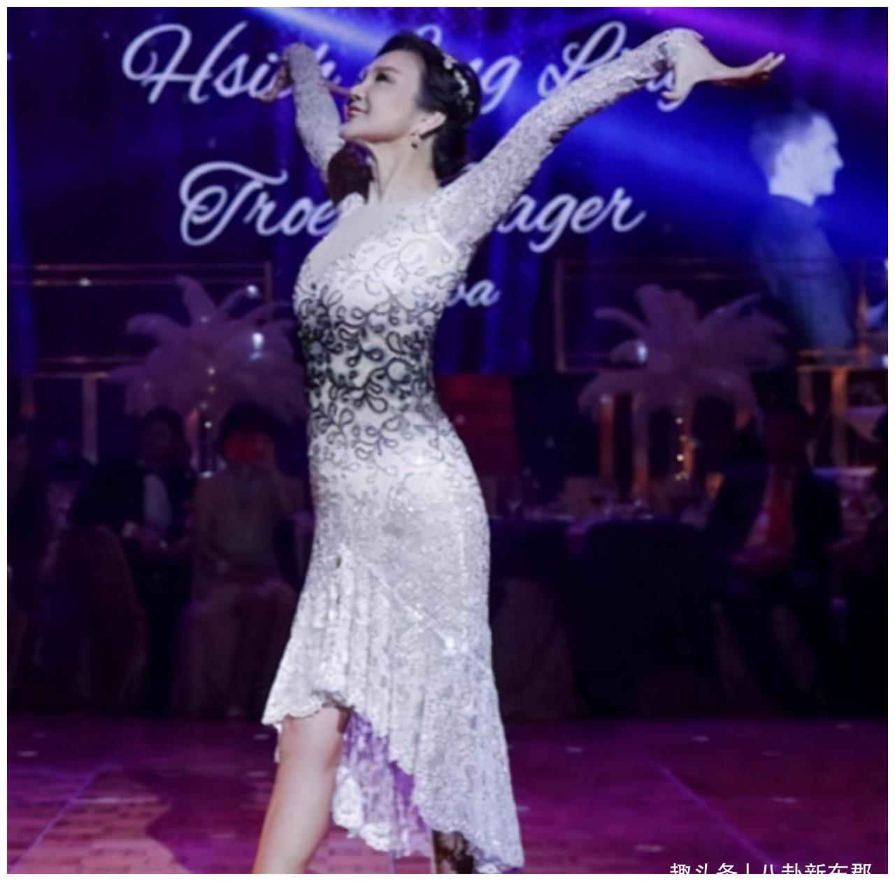 谢玲玲惊艳的照片 ade4-kefmphc7988858.jpg