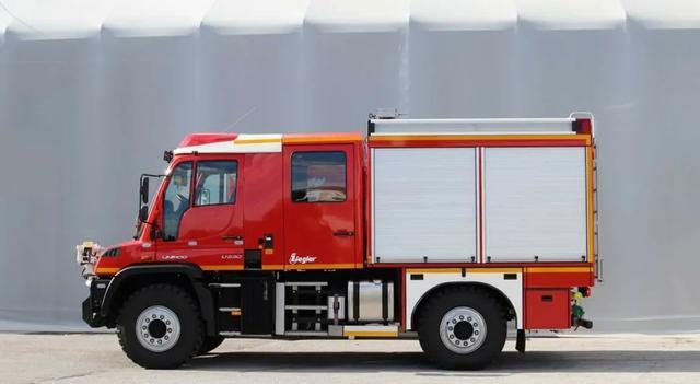 「卡车」为地铁而生的乌尼莫克消防车