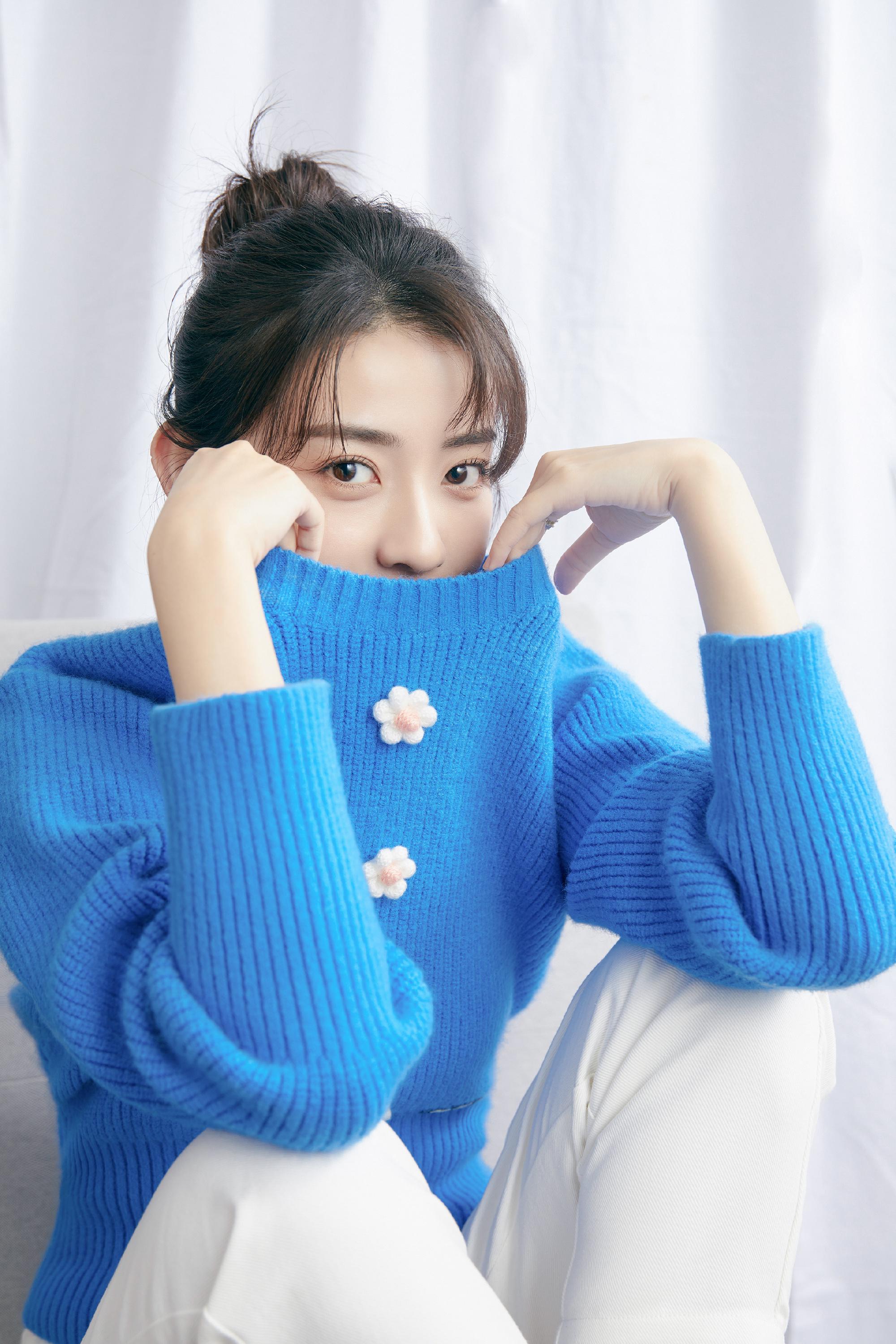 中国内地美女演员梁洁