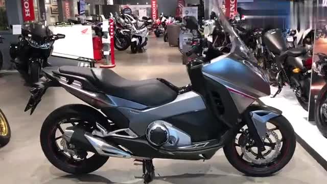 实拍本田“超级绵羊”NC750DIntegra，DCT自动挡，不要太赞！