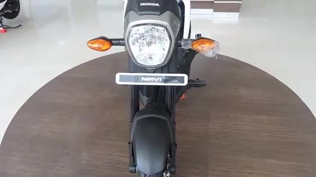 实拍本田NAVI，跨骑与踏板的结合，够个性！