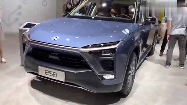 车展实拍蔚来ES8，里里外外全展示，和特斯拉比比如何？