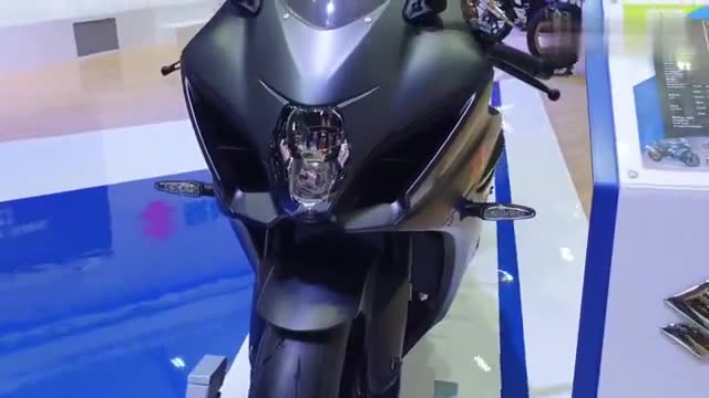 全新铃木GSX-R1000实车展示，为速度而生，看看是你的菜么？